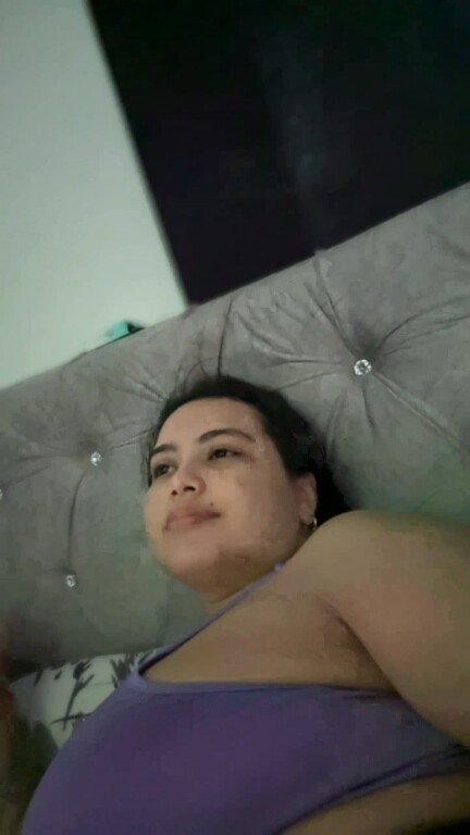 Evelin_Lombardi's Streamate show and profile