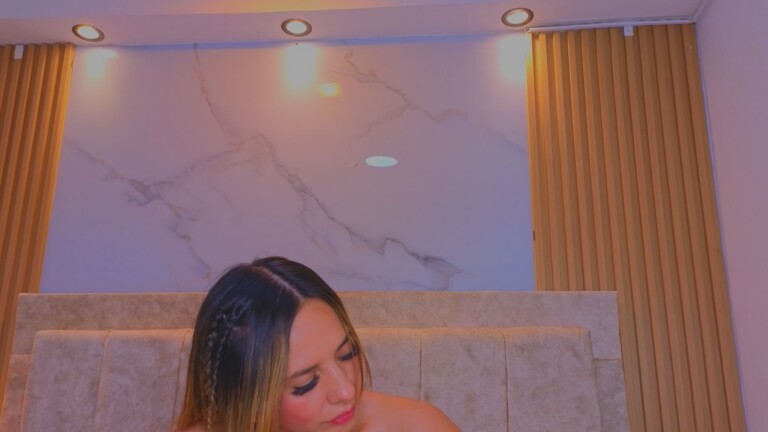 laiamilf's Streamate show and profile