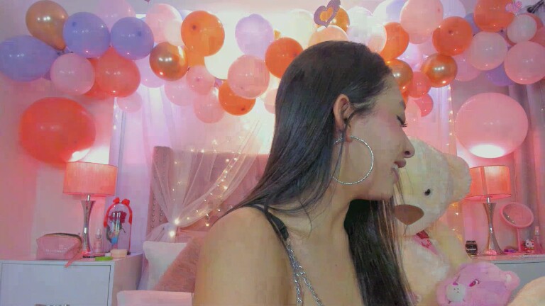 AlexandraWinterr's Streamate show and profile