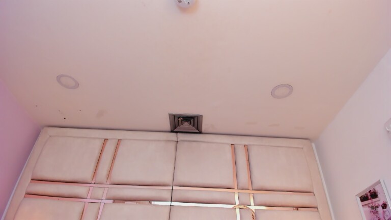 IsabellSanz's Streamate show and profile