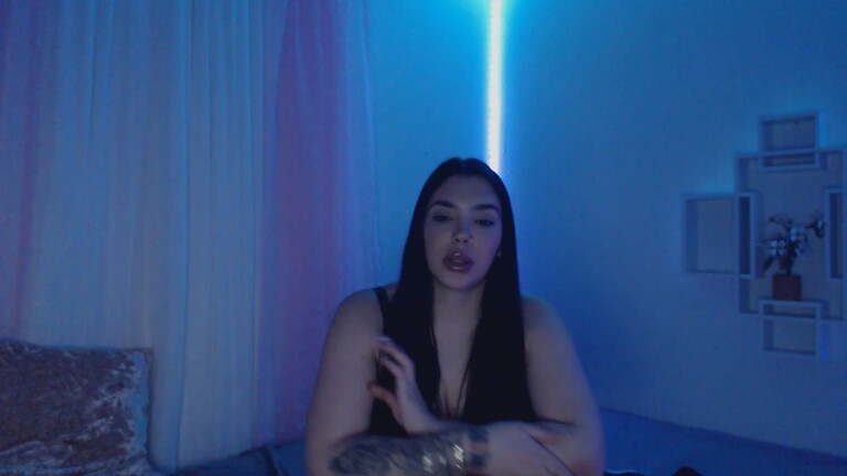DiorValentine's Streamate show and profile