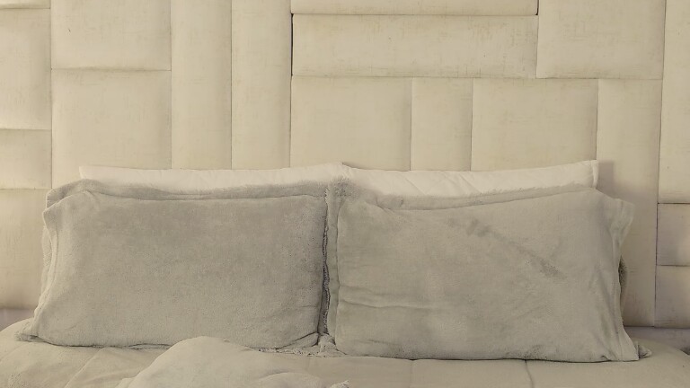 LanaGrey18's Streamate show and profile