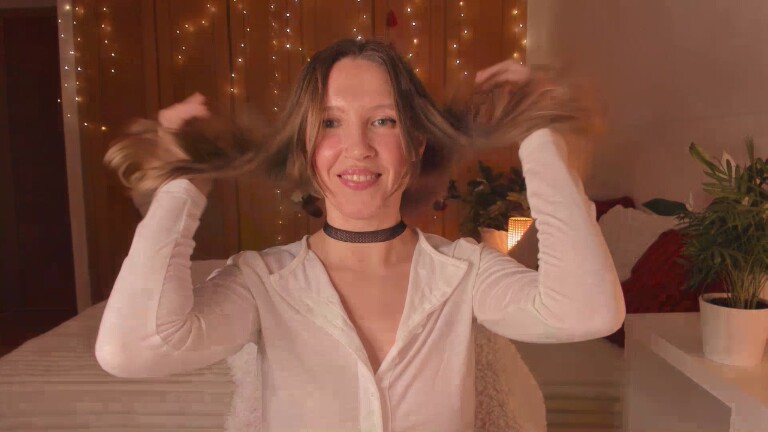 EmilyJune's Streamate show and profile