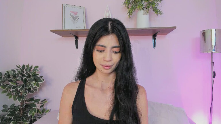 SaraFernandez's Streamate show and profile