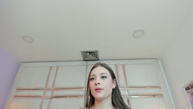 IsabellSanz's Streamate show and profile