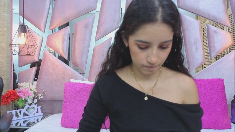 AbbyBenet's Streamate show and profile