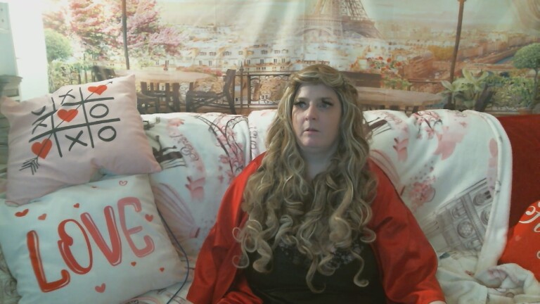 lovehollyann's Streamate show and profile