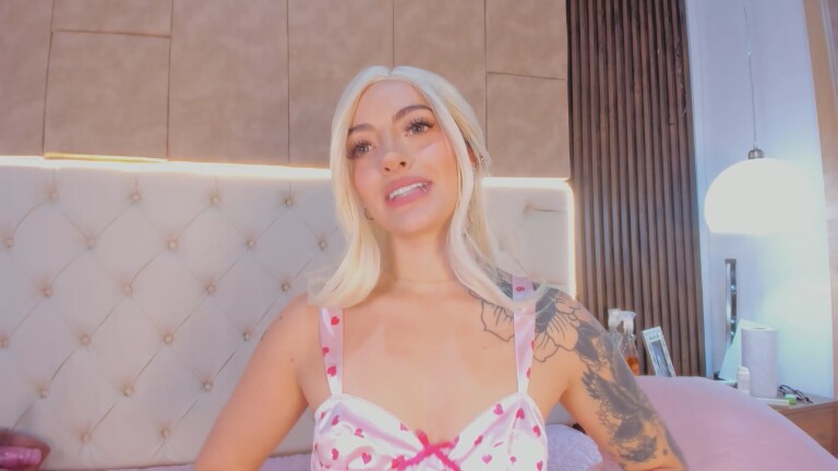 Elizabeth_Dumont's Streamate show and profile