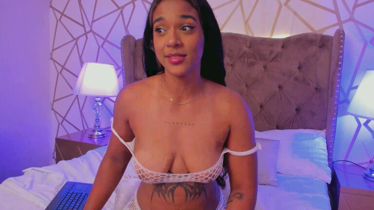 SaschaFit's Streamate show and profile