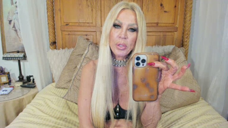 AmberLynnXXX's Streamate show and profile