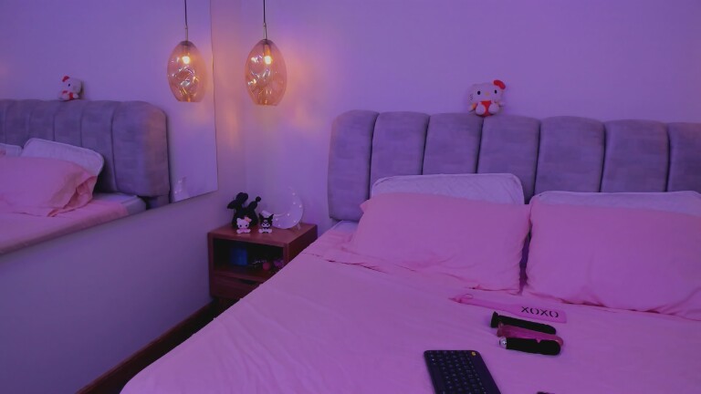 KathNoir's Streamate show and profile