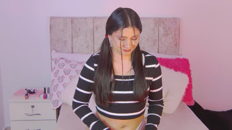 ArianaDavies's Streamate show and profile