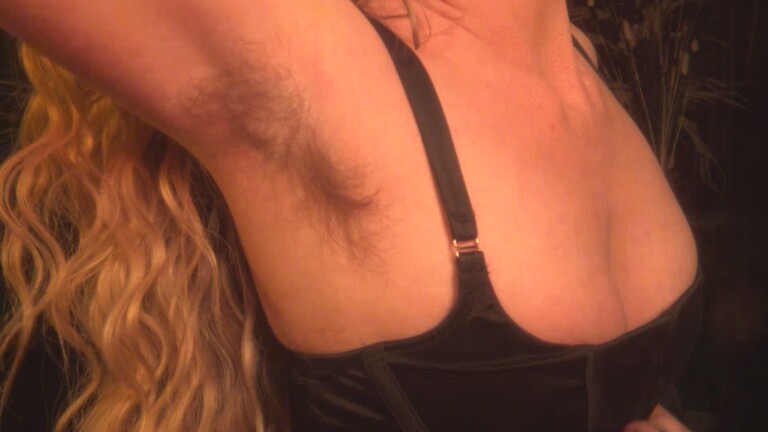 LadyWillowWood's Streamate show and profile