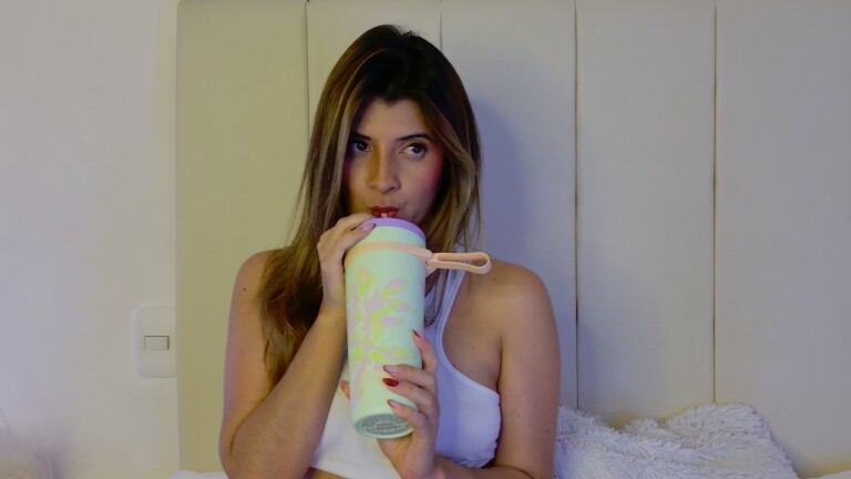 ValentinaCastillo's Streamate show and profile