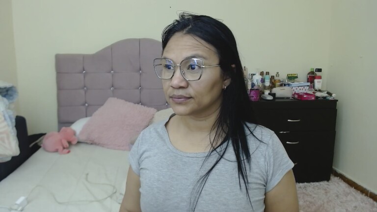 Jade_Zayn's Streamate show and profile